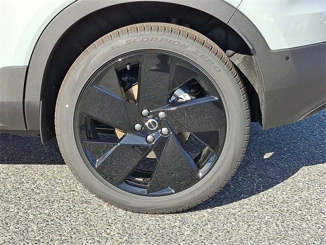 2026 Volvo XC40 B5 Ultra Black Edition