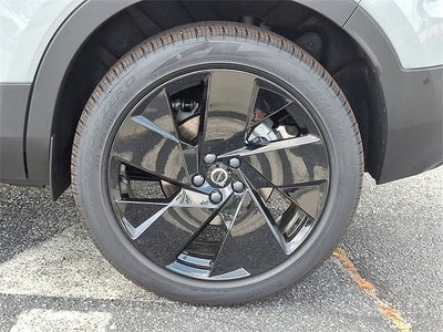 2026 Volvo XC40 B5 Ultra Black Edition