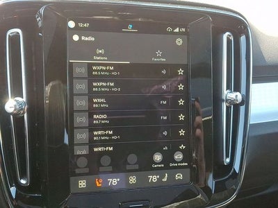 2026 Volvo XC40 B5 Ultra Black Edition