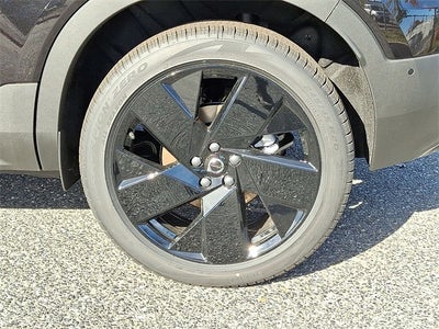 2026 Volvo XC40 B5 Ultra Black Edition