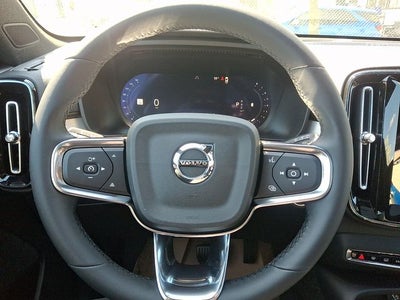 2026 Volvo XC40 B5 Ultra Black Edition