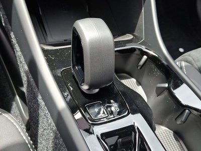 2026 Volvo XC40 B5 Ultra Black Edition