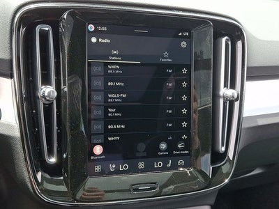 2026 Volvo XC40 B5 Ultra Black Edition