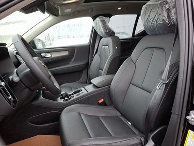 2026 Volvo XC40 B5 Core