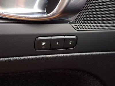 2026 Volvo XC40 B5 Core