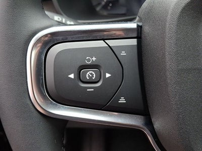 2026 Volvo XC40 B5 Core