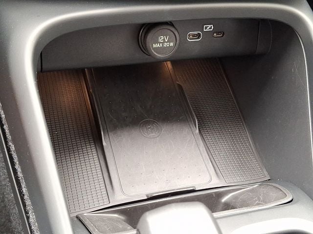 2026 Volvo XC40 B5 Core