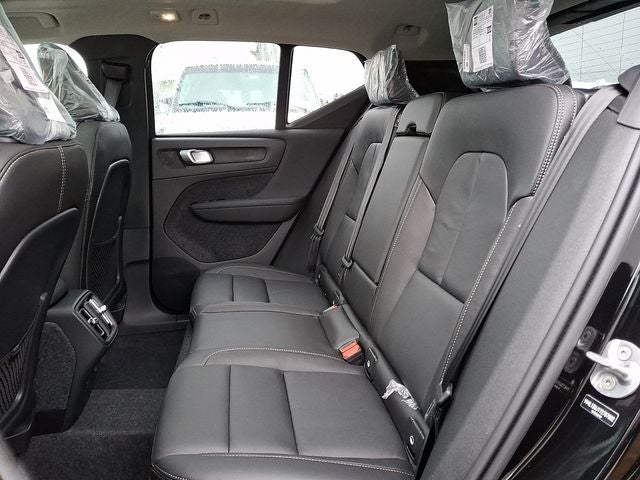 2026 Volvo XC40 B5 Core