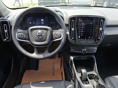 2026 Volvo XC40 B5 Core