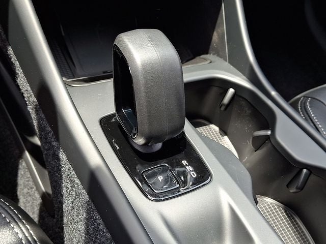 2026 Volvo XC40 B5 Core