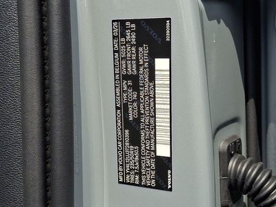 2026 Volvo XC40 B5 Core
