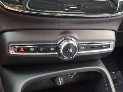 2026 Volvo XC40 B5 Core