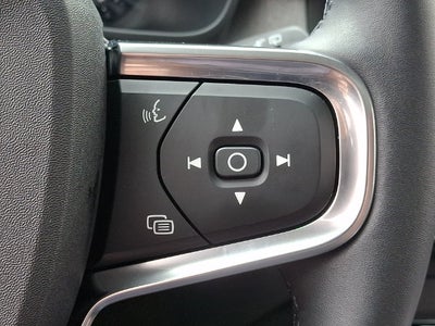 2026 Volvo XC40 B5 Core