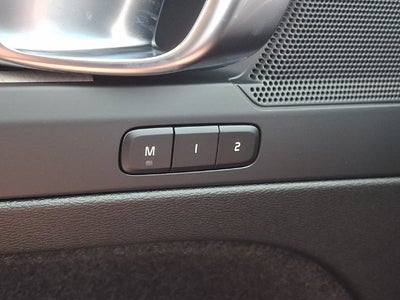 2026 Volvo XC40 B5 Core