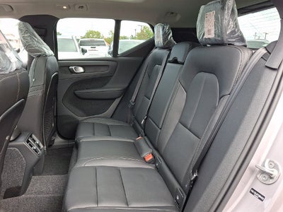 2026 Volvo XC40 B5 Core