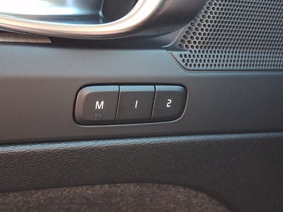 2026 Volvo XC40 B5 Core