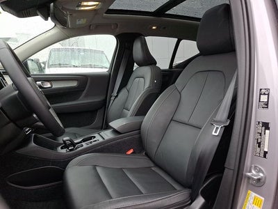 2026 Volvo XC40 B5 Core