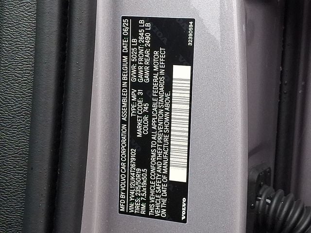 2026 Volvo XC40 B5 Core