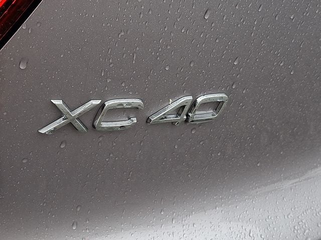 2026 Volvo XC40 B5 Core