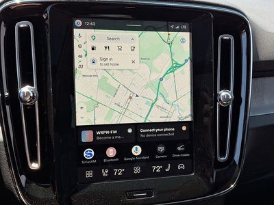 2026 Volvo XC40 B5 Core