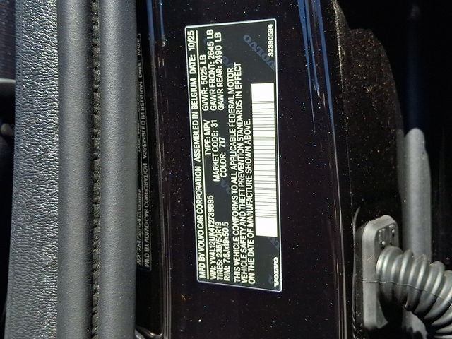 2026 Volvo XC40 B5 Core