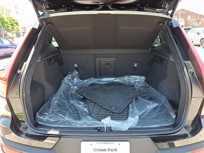 2026 Volvo XC40 B5 Core