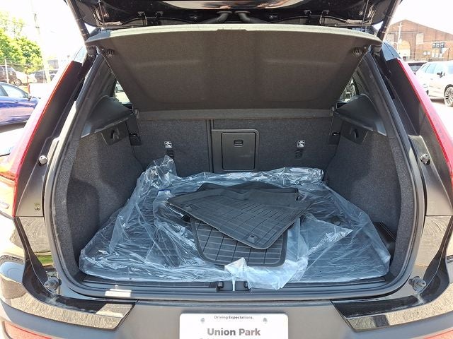 2026 Volvo XC40 B5 Core