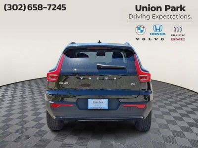 2026 Volvo XC40 B5 Core