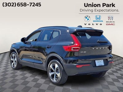 2026 Volvo XC40 B5 Core