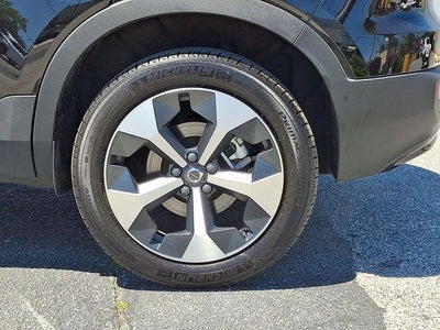 2026 Volvo XC40 B5 Core