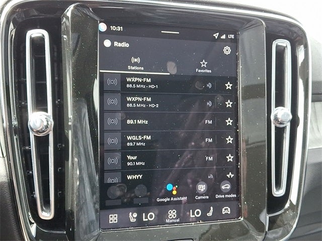 2026 Volvo XC40 B5 Core