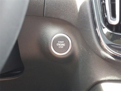 2026 Volvo XC40 B5 Core