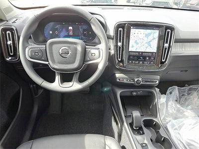 2026 Volvo XC40 B5 Core