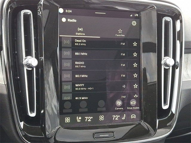 2026 Volvo XC40 B5 Core