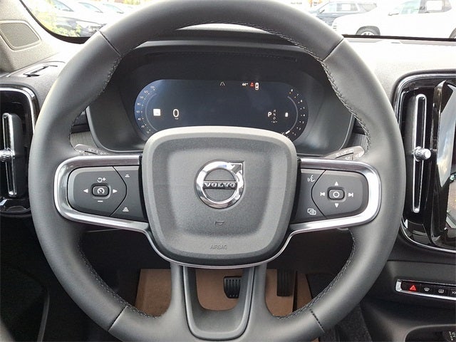 2026 Volvo XC40 B5 Core