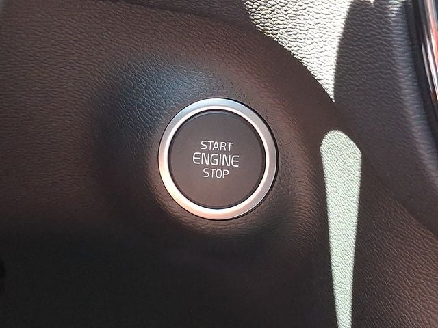 2026 Volvo XC40 B5 Core