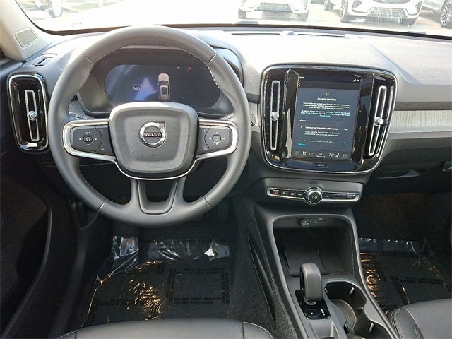 2026 Volvo XC40 B5 Core