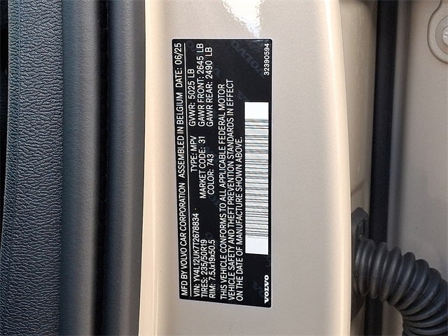 2026 Volvo XC40 B5 Core