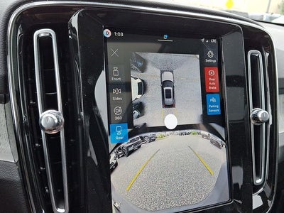 2026 Volvo XC40 B5 Ultra