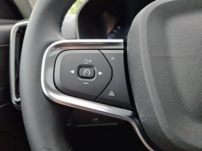 2026 Volvo XC40 B5 Ultra