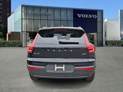 2026 Volvo XC40 B5 Ultra