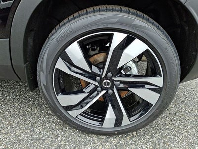 2026 Volvo XC40 B5 Ultra