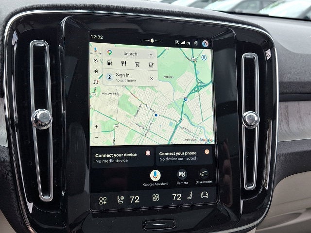 2026 Volvo XC40 B5 Ultra