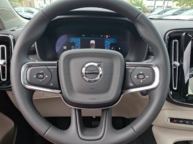2026 Volvo XC40 B5 Ultra
