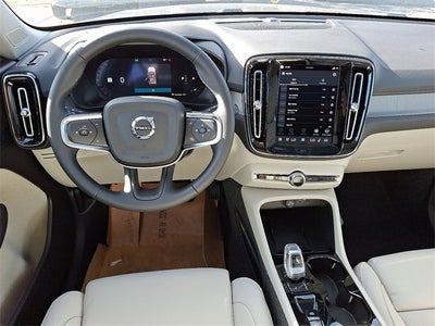 2026 Volvo XC40 B5 Ultra