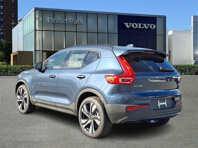 2026 Volvo XC40 B5 Ultra