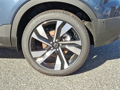 2026 Volvo XC40 B5 Ultra