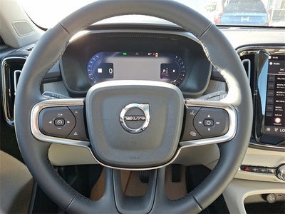 2026 Volvo XC40 B5 Ultra