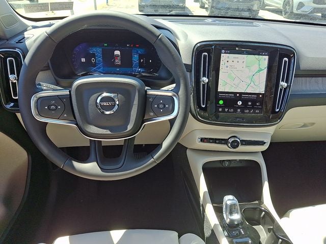 2026 Volvo XC40 B5 Ultra