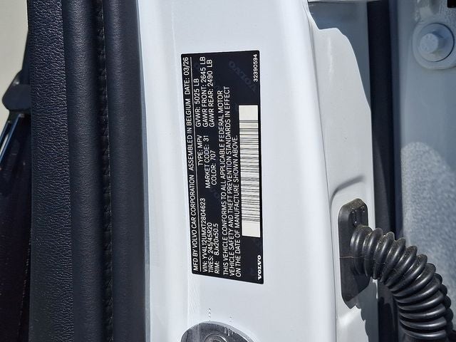 2026 Volvo XC40 B5 Ultra